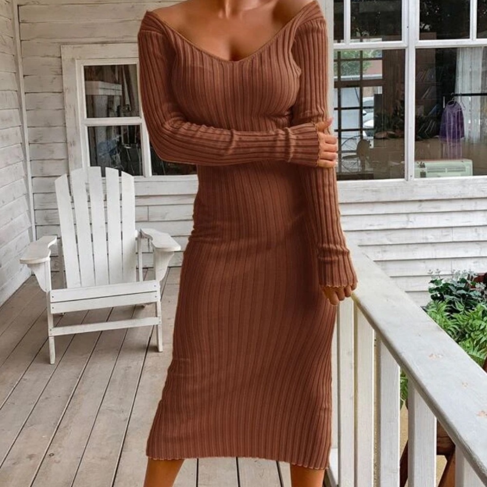 Ribbed MIDI dress Brown